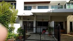 Golden Hill Estate (D19), Terrace #548548571